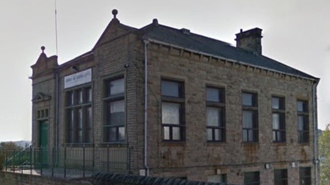 Jamia Al Saeed - Mosques in batley