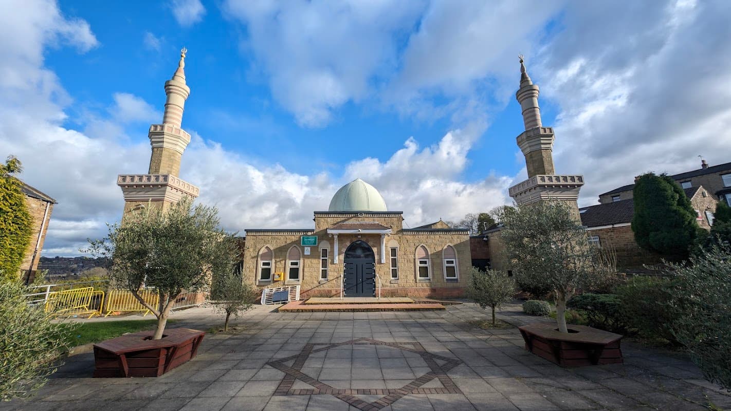 Madina Masjid - Mosques in batley