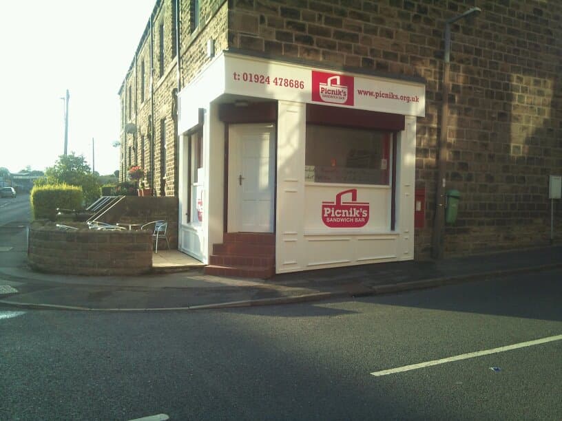 Picnik's Sandwich Bar - Caterers in batley
