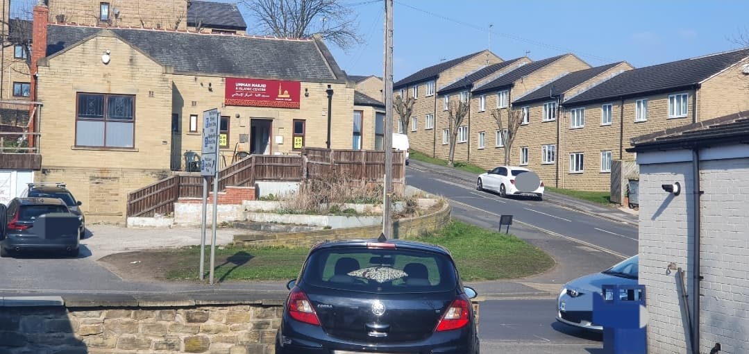 Ummah Community Centre - Mosques in batley