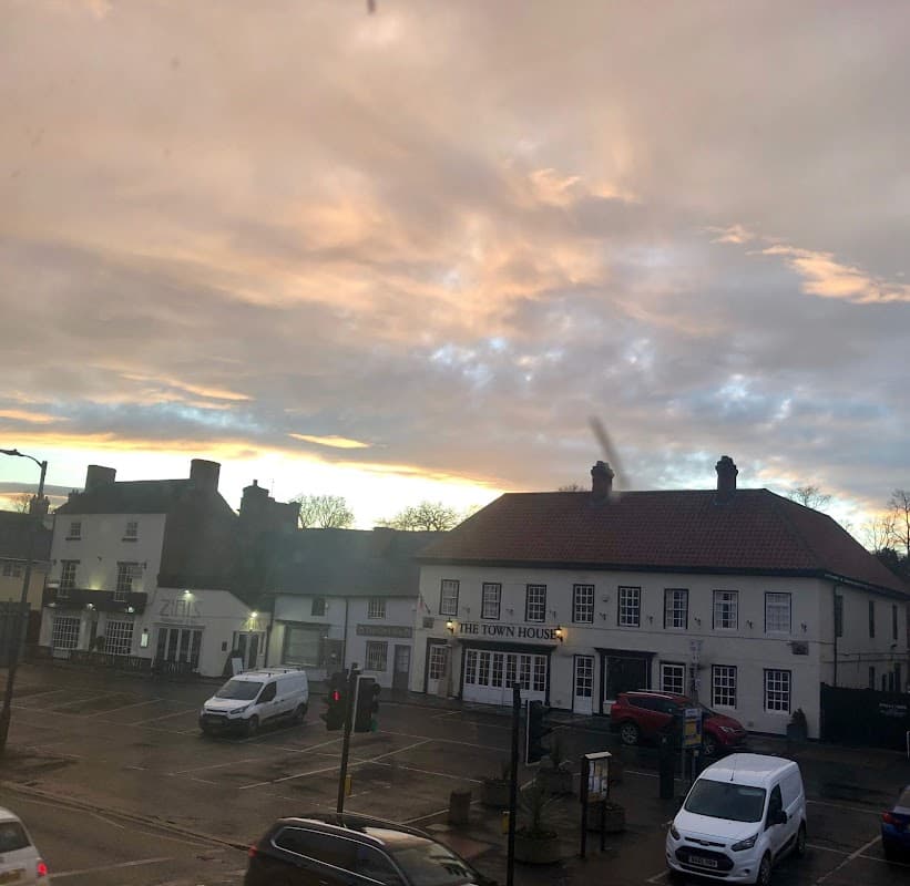 Bus Stop at High Street/Tickhill Road - Bus Stops in bawtry