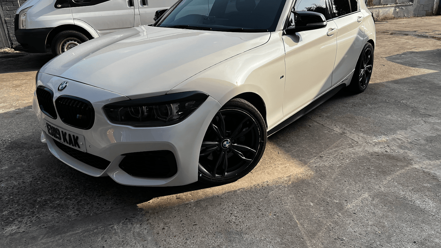 Barkly Road Garage - Garages in beeston