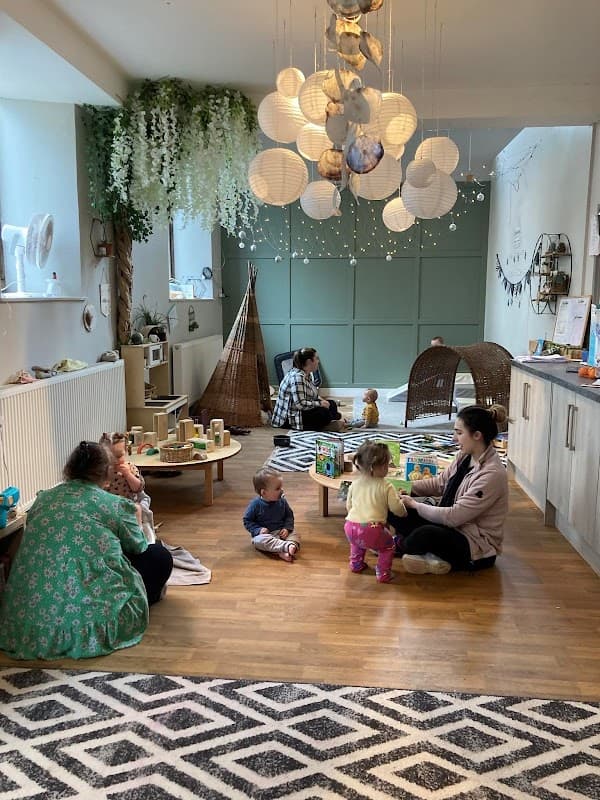 Future Einsteins Nursery Churwell - Nurseries in beeston