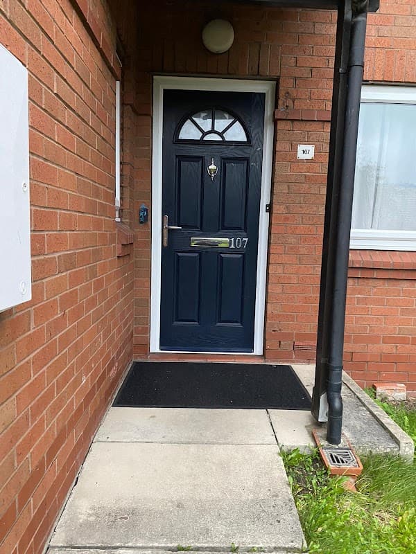 Peppy's Label - Tailors in beeston