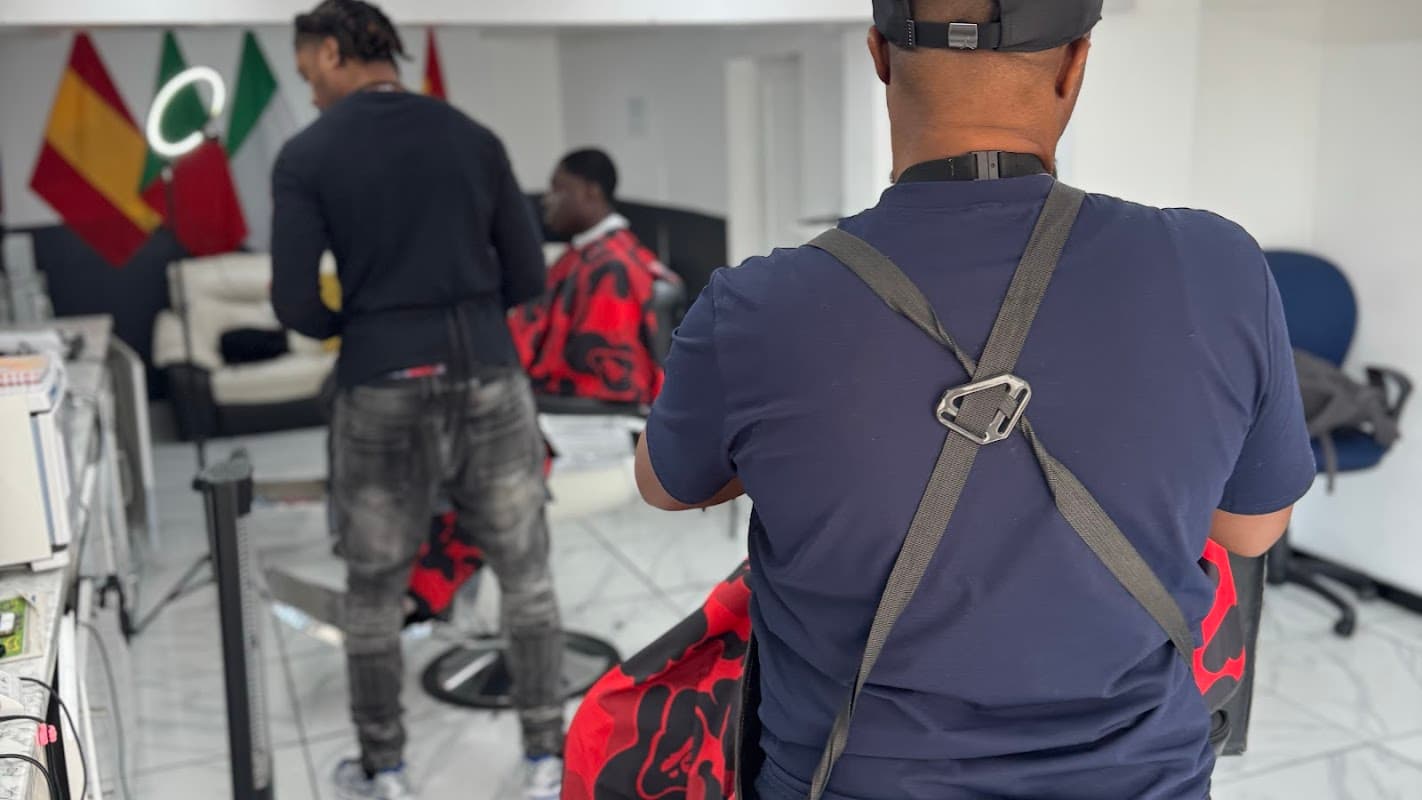 Topset world of beauty Salon - Barbers in beeston