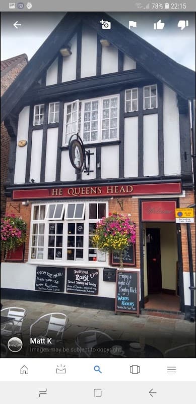 Food & drink at Queens Head in beverley