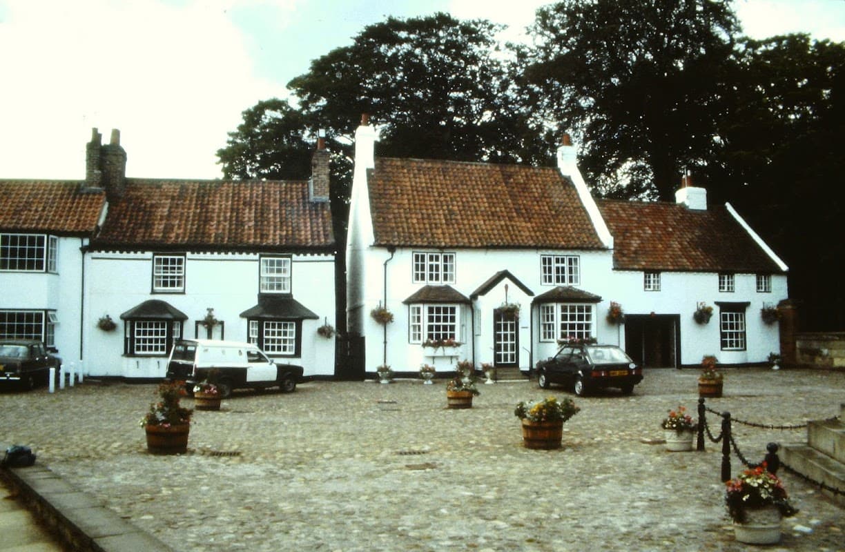 Bus Stop at Market Place - Bus Stops in boroughbridge