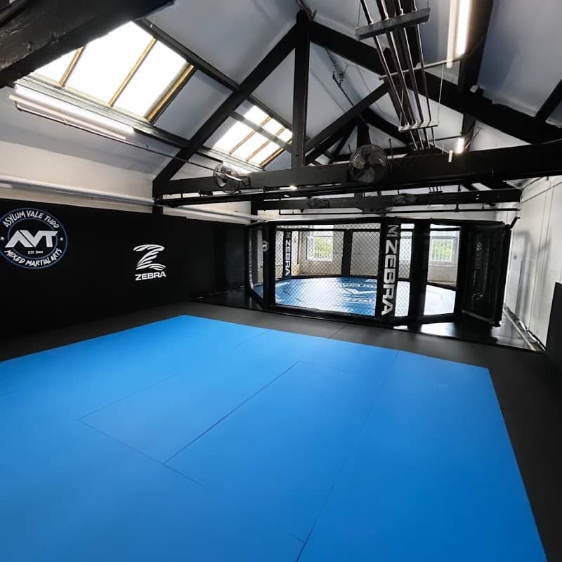 amj electrical solutions - Electricians in bradford