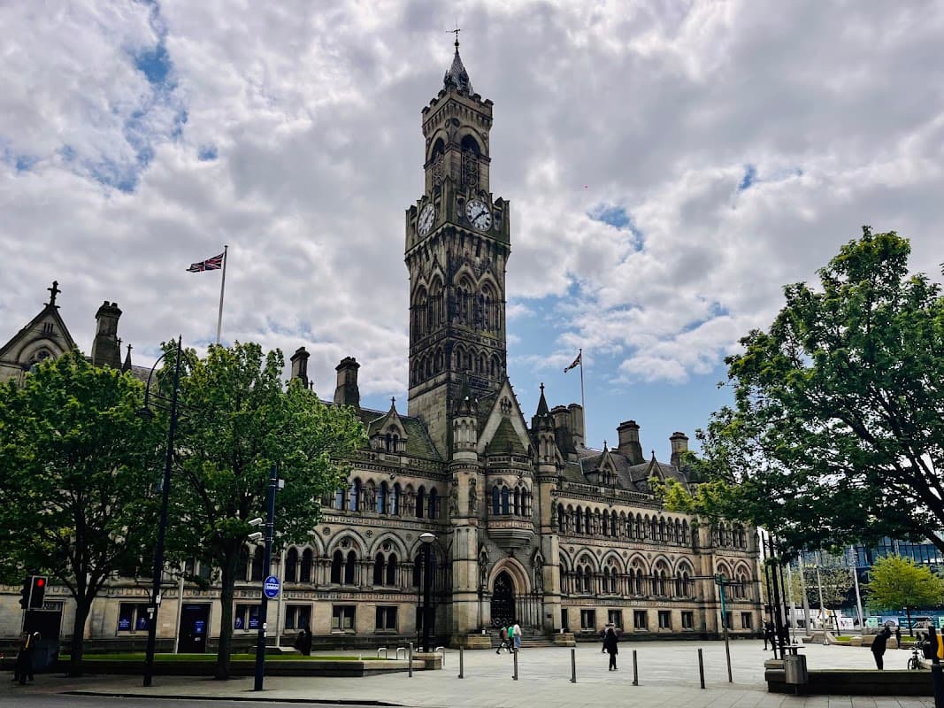 Bradford Magistrates' Court - Public Buildings in bradford