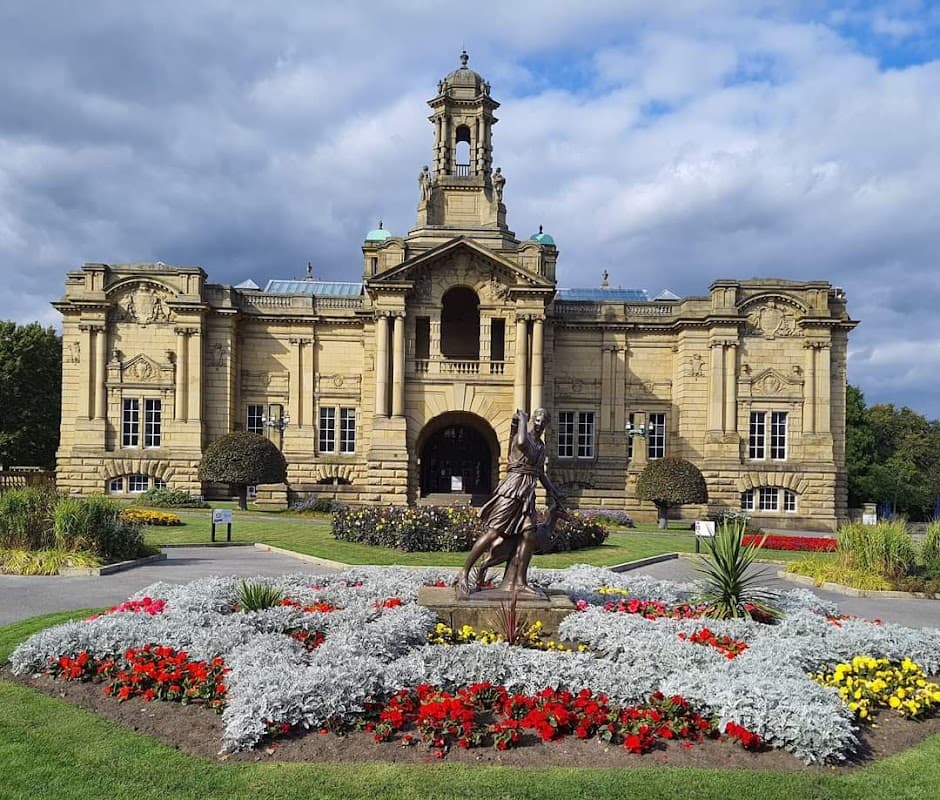 Cartwright Hall - Gallery in bradford