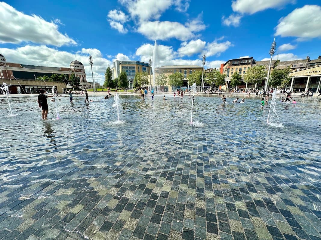City Park Mirror Pool and Fountain - Attraction in bradford