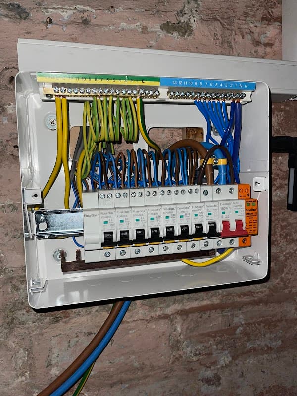 IHD Electrical - Electricians in bradford