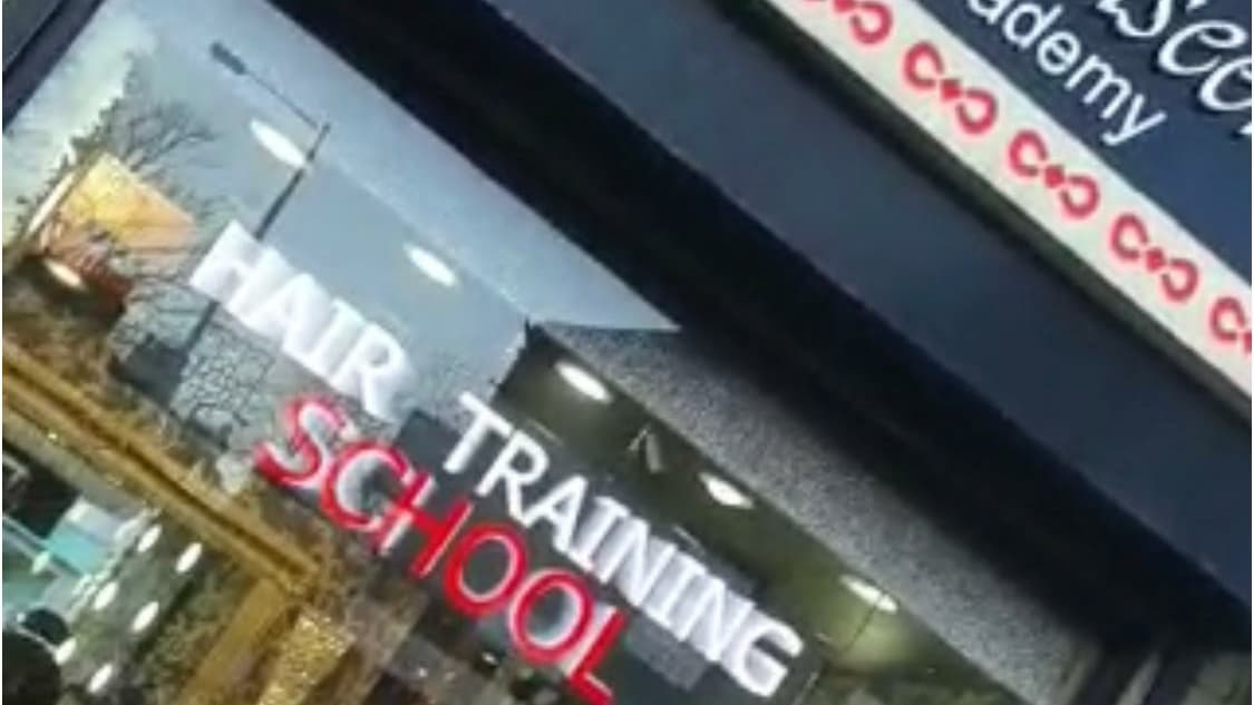 Nadia waseem hairstylist - Beauty Salons in bradford