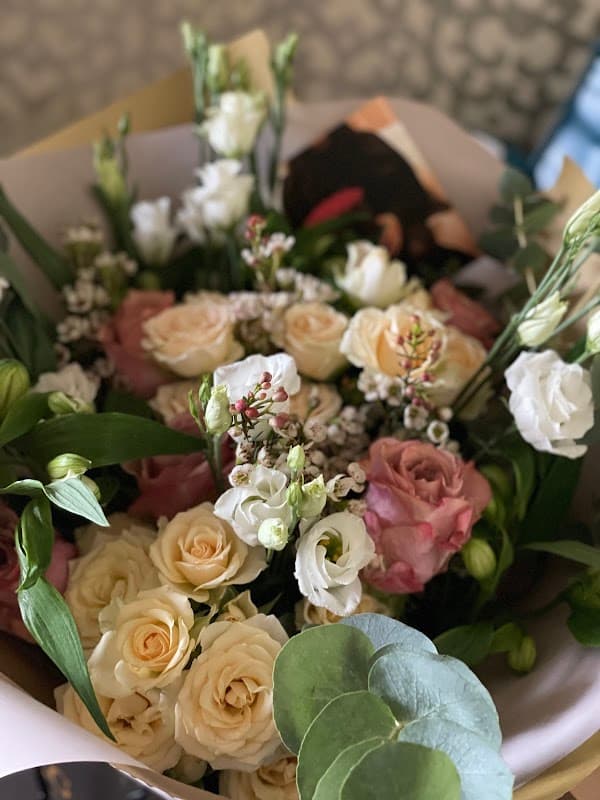 SKG. Eden Luxury Florist Ltd - Florists in bradford
