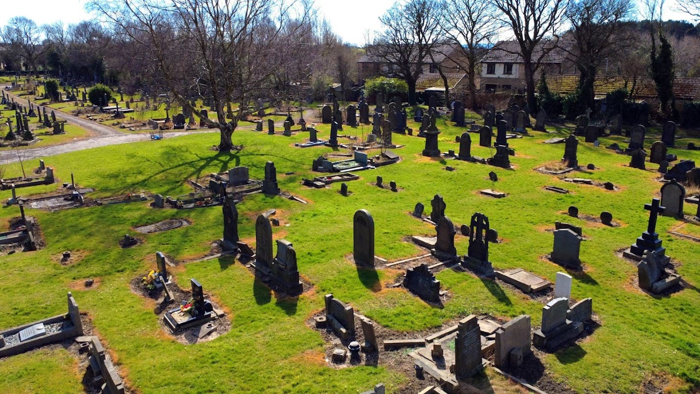 Tong Cemetery - Cemeteries in bradford