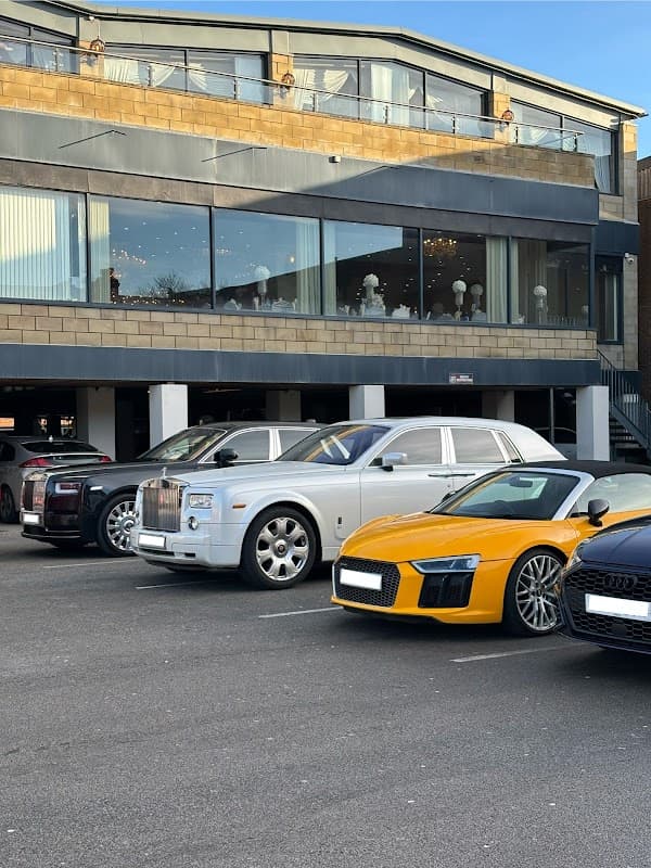 Tropical Limo Hire - Car Hire in bradford