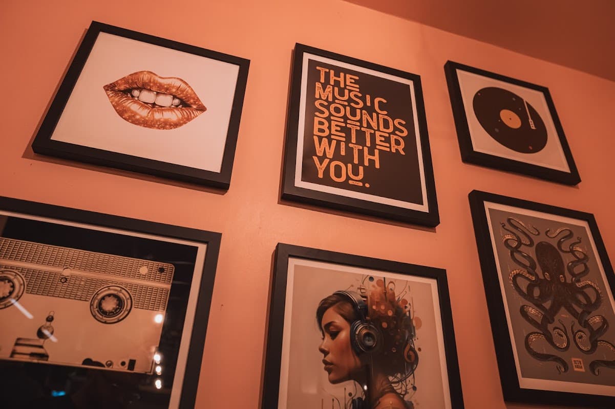 University of Bradford: SC02 - Nightclub in bradford