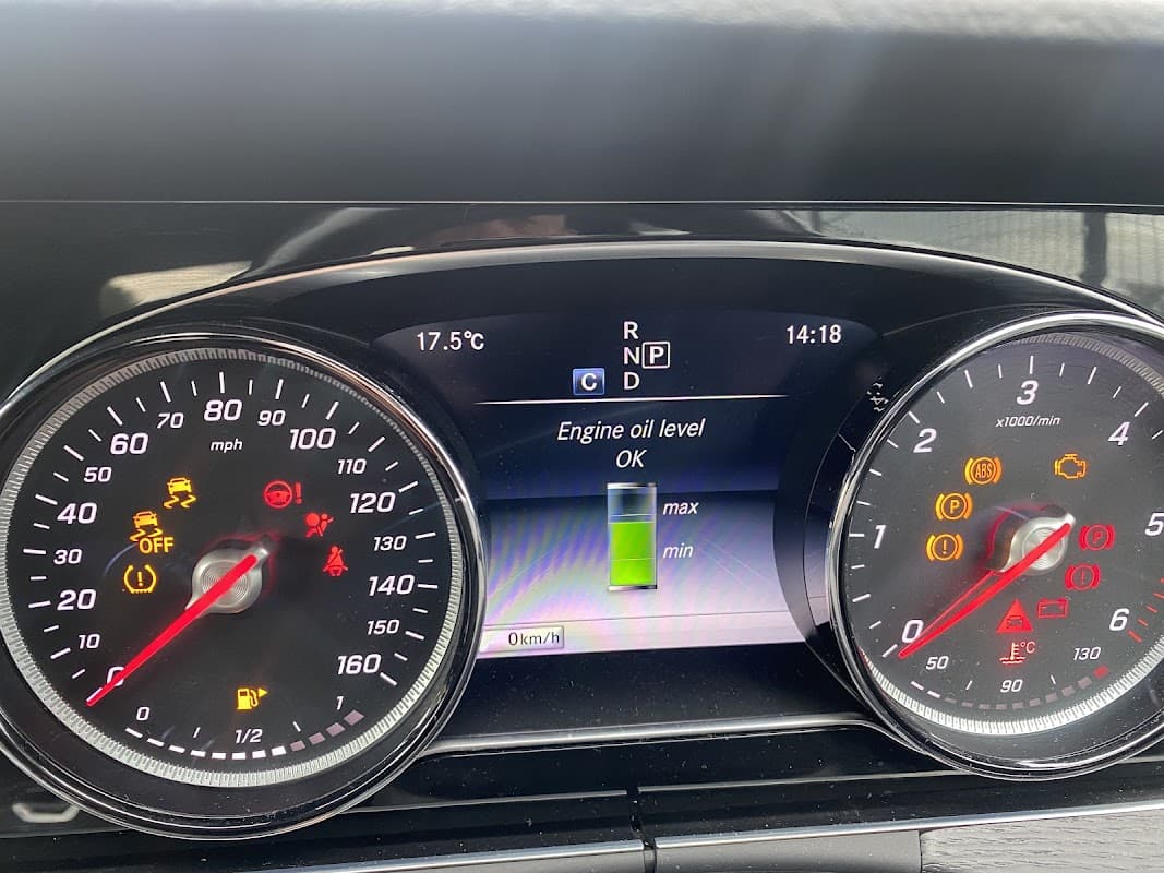 SES Autos sales /servicing, Mercedes - Car Dealers in bramley