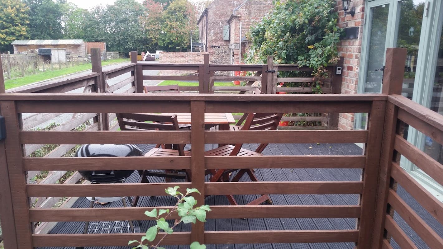 Brushworx Solutions - Painters & Decorators in bridlington