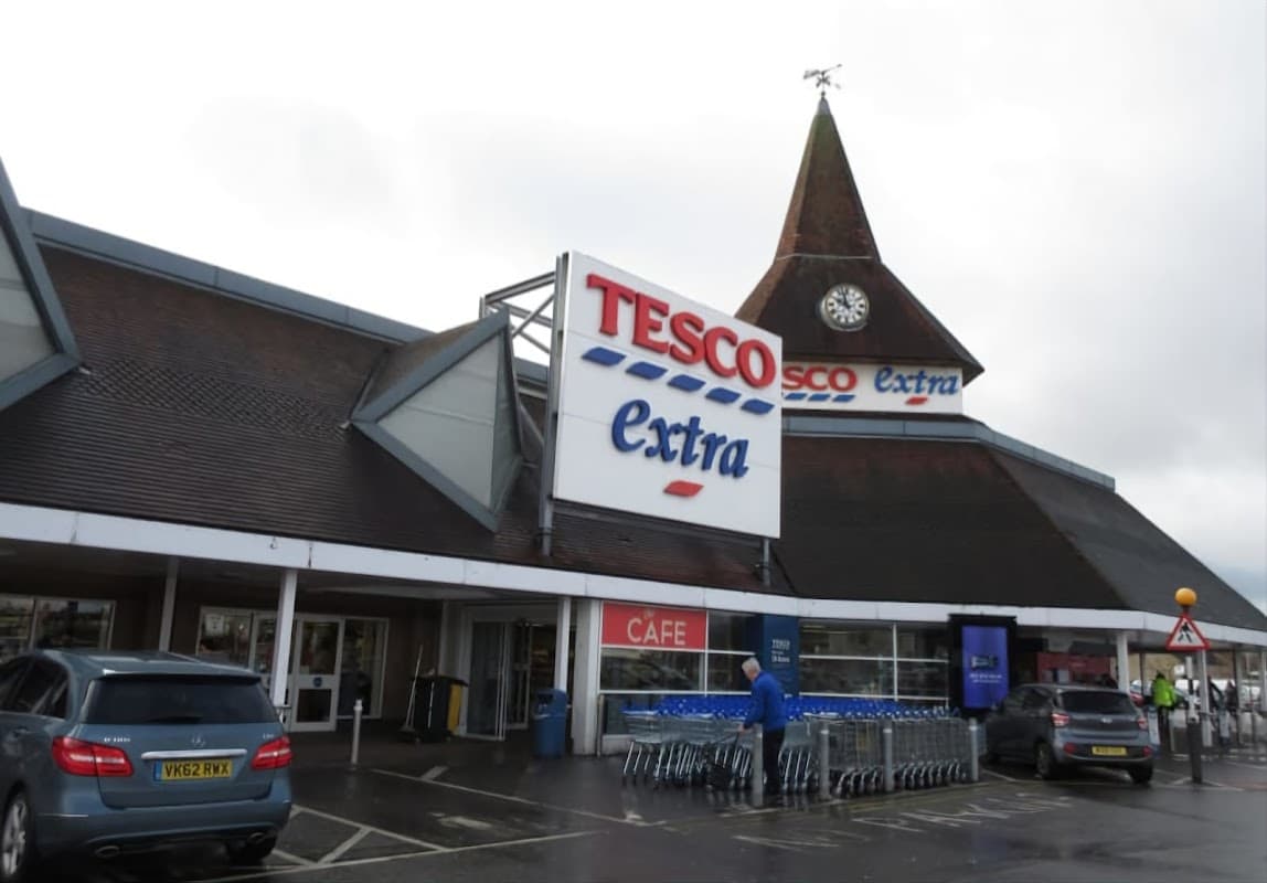 F&F Clothing - Clothes Shops in bridlington