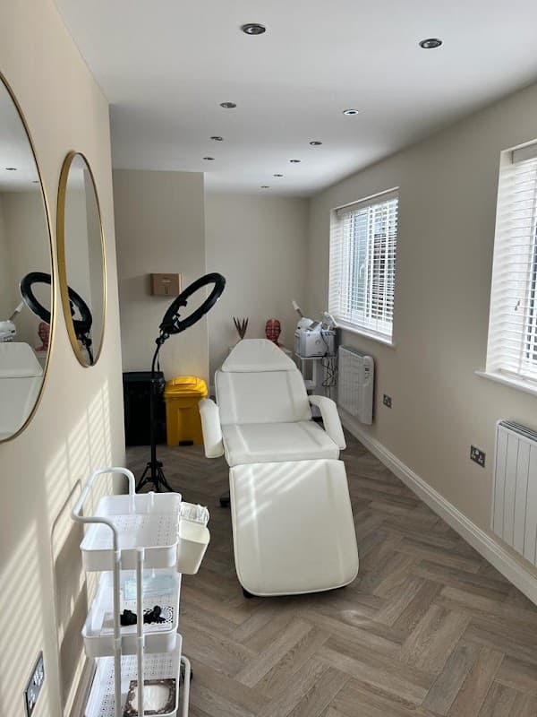 Luxe Skin Clinic - Beauty Salons in bridlington