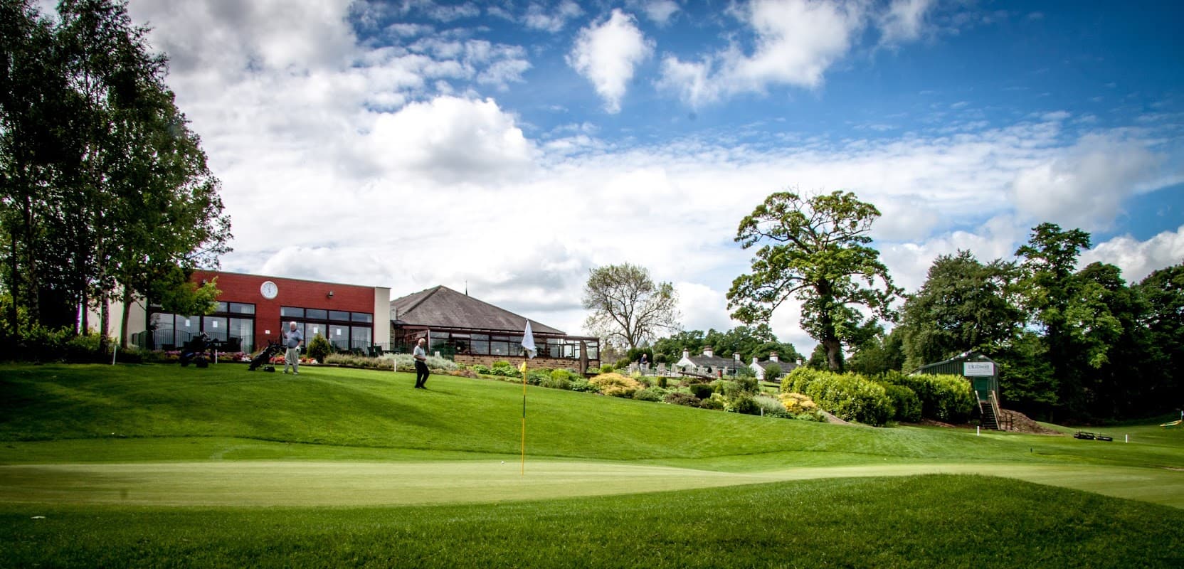 Crow Nest Park Golf Club | Driving Range | Restaurant | Function Room - Golf Course in brighouse