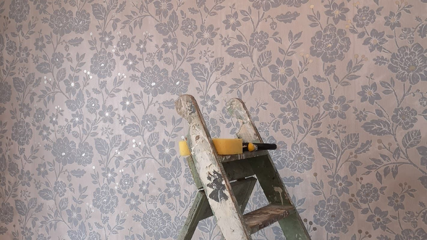 Daniel Hopkinson painter and decorator - Painters & Decorators in brough