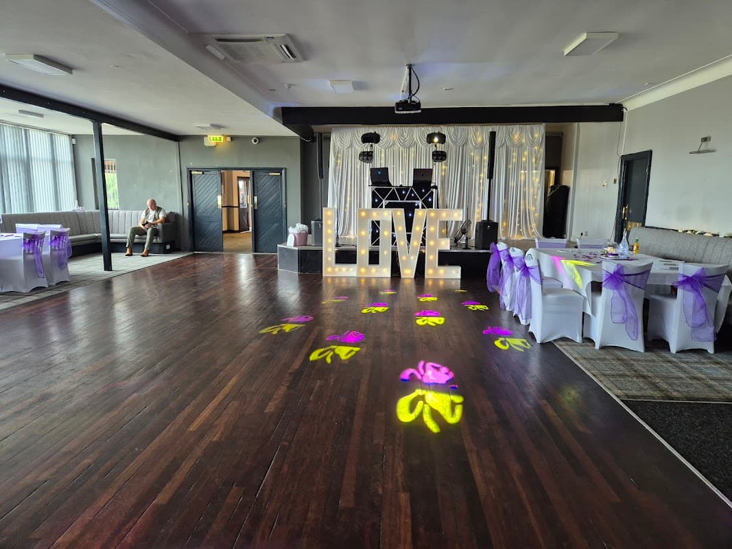 Food & drink at Phoenix Pavilion in canklow