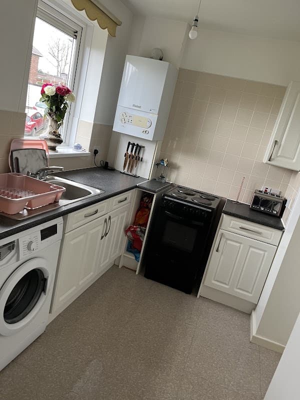 Kelly queen of klean - Cleaners in carbrook