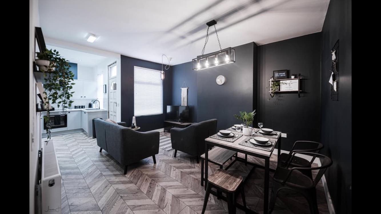 J D Paint & Decor - Painters & Decorators in castleford