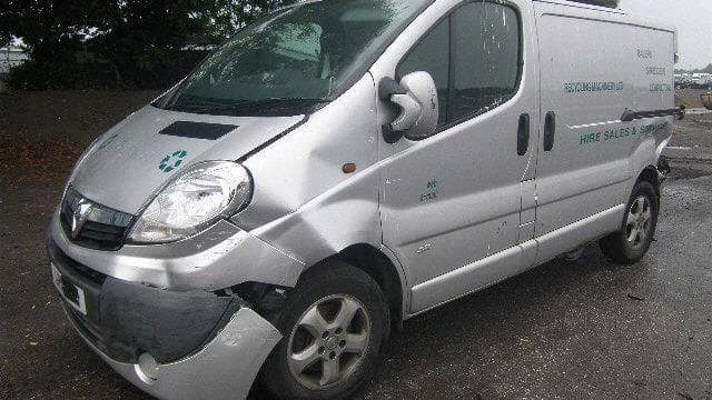 M K Accident Repair Specialists Ltd - Garages in castleford