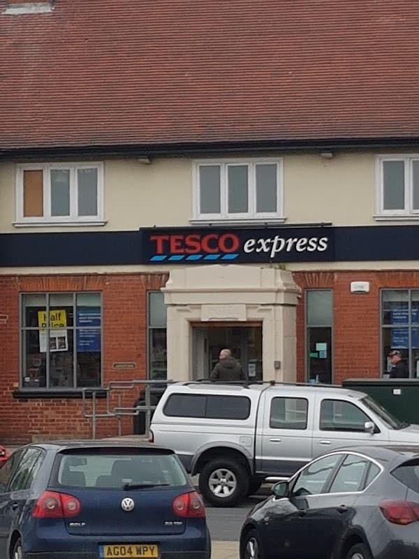 Tesco Express - Supermarkets in castleford