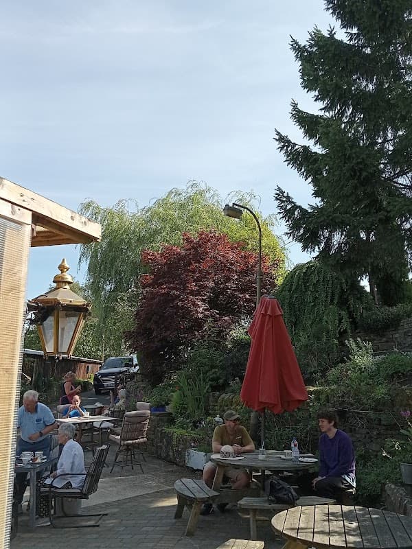 Bob's Tearoom And Gardens - Tea Rooms in chiserley
