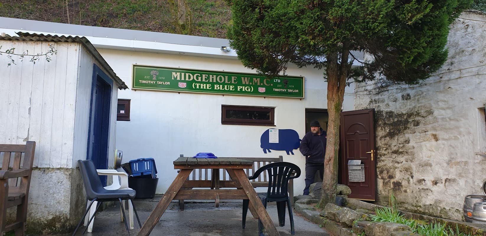 Food & drink at Midgehole Working Men's Club (aka The Blue Pig) in chiserley
