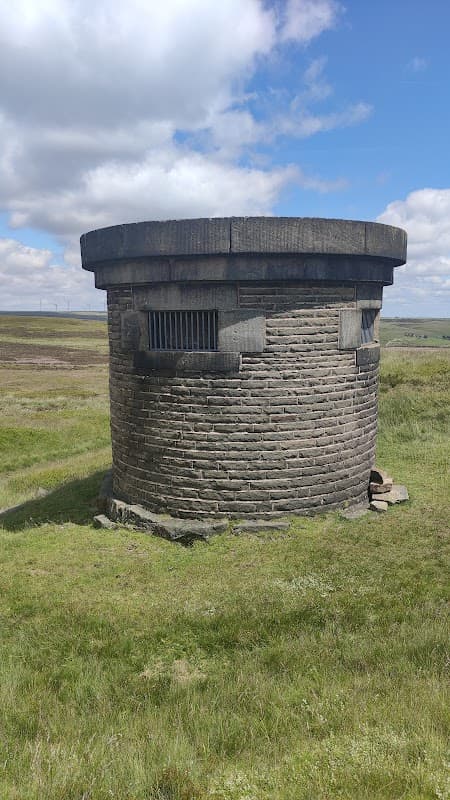 Midgley Moor Ventilation Shaft - Historic Site in chiserley