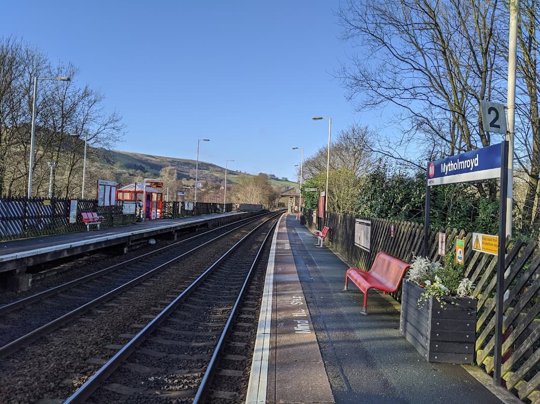 Mytholmroyd - Railway Stations in chiserley
