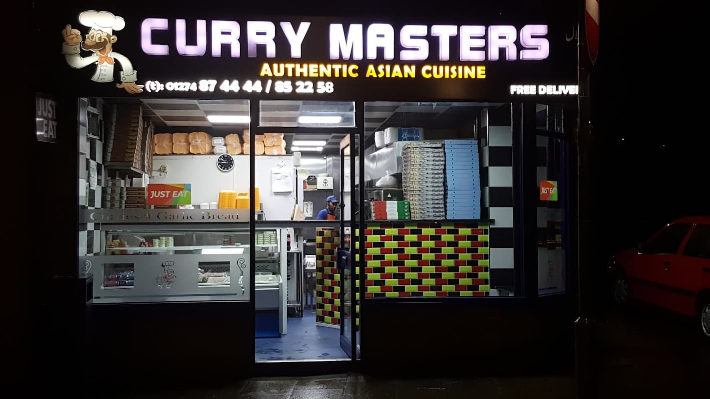 Curry Masters pizza bar