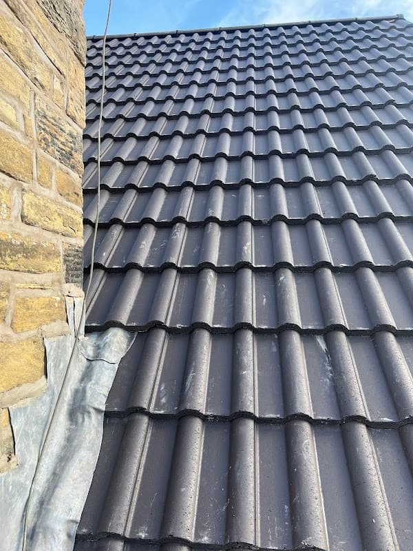 D & G WRIGHT ROOFING & BUILDING