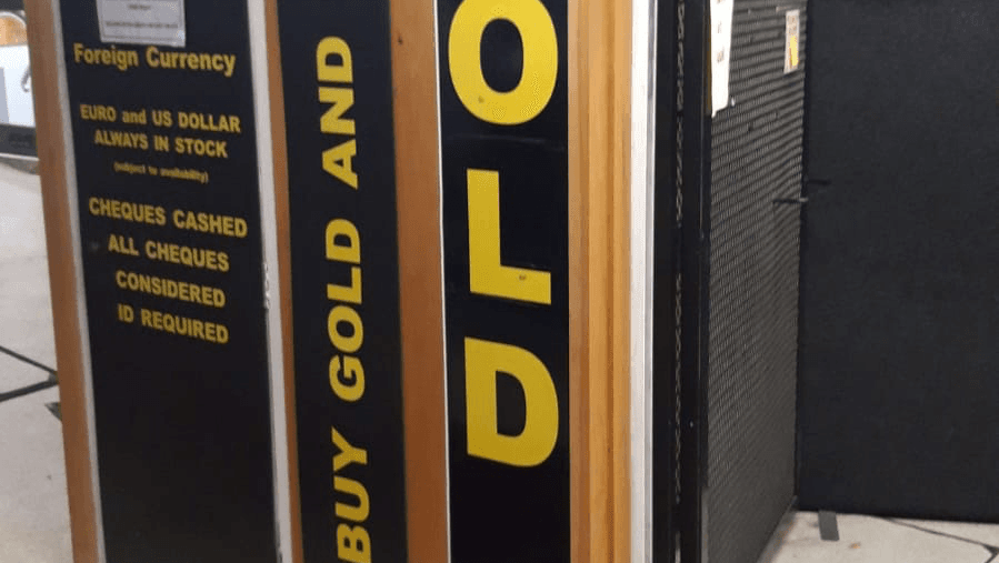 WBG Ltd. Dewsbury Gold. Wholesale and retail gold and silver jewellery bought and sold. - Jewellers in cleckheaton