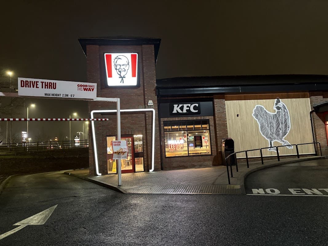 Dining at KFC Colton Mill - Stile Hill Way in colton