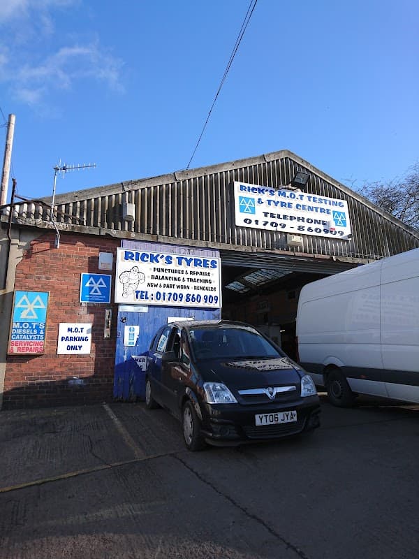 Rick's M.O.T Testing & Tyre Centre - Garages in conisbrough