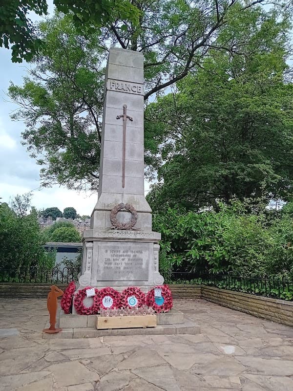 Haworth War Memorial - War Memorials in cross roads