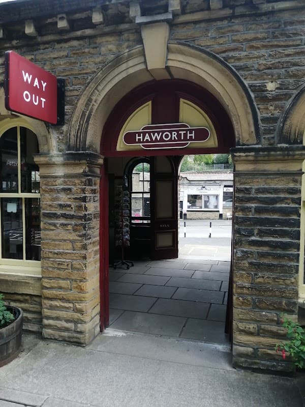 The Grooming Room - Vintage Barber & Clothier