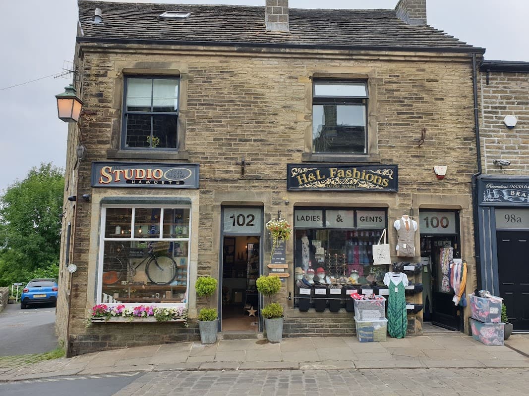 The Studio - Tech & Electronics in cross roads