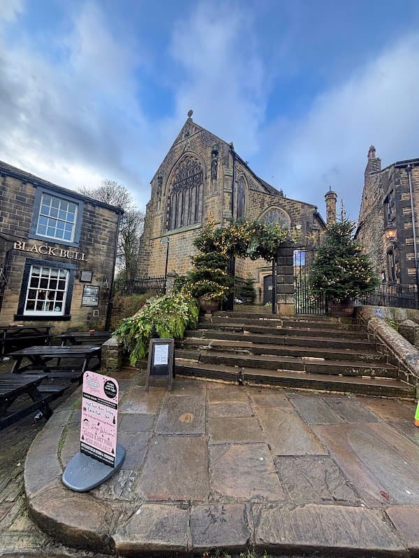 Tourist Information Telephone Box - Attraction in cross roads