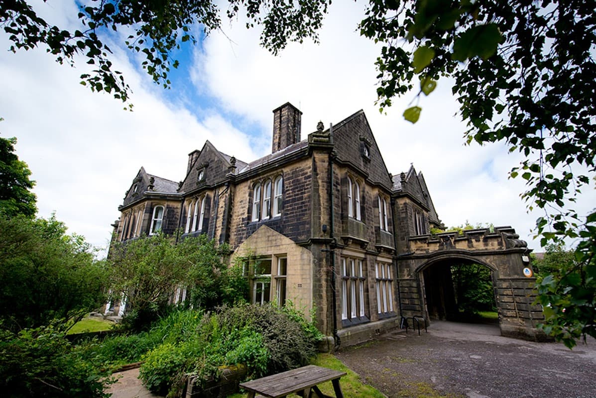 YHA Haworth (Partner) - Hostel in cross roads