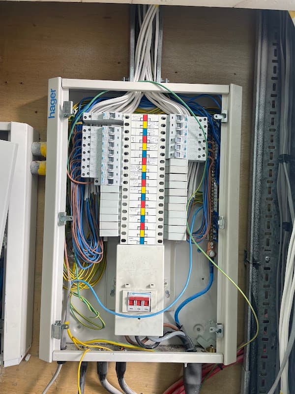 Admo Electrical - Electricians in dewsbury