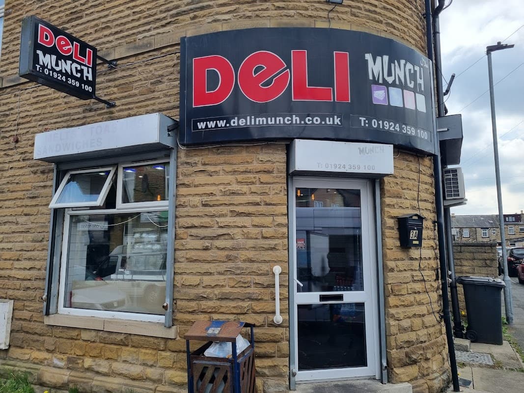 DELI MUNCH - Takeaway in dewsbury