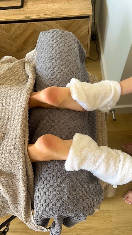 Hannah’s holistic therapies & sports massage