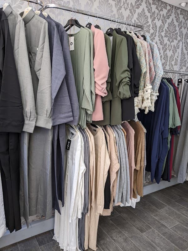 Rangeen - Clothes Shops in dewsbury